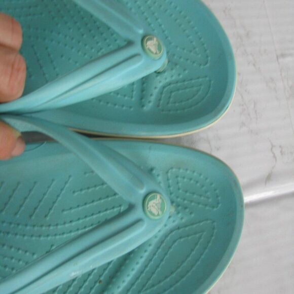 Crocs flip flips sandals 7 - Picture 8 of 9